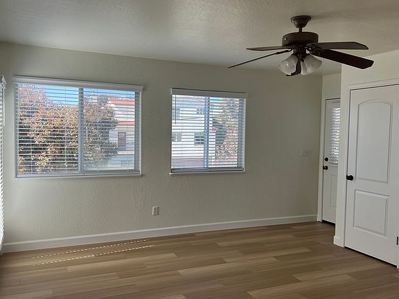 4th image of 694-698 Monterey Ave