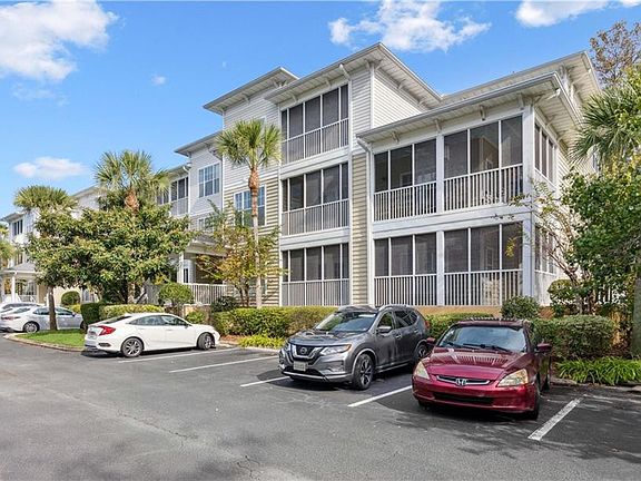 2nd image of 1704 Frederica Rd APT 237