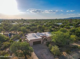 8363 N Wanda Rd, Tucson, AZ 85704