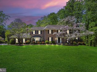 12317 Rivers Edge Dr, Potomac, MD 20854