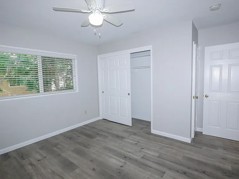 1050 Hornblend St — Photo 17