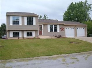 5811 Coralberry Dr, Clayton, OH 45315