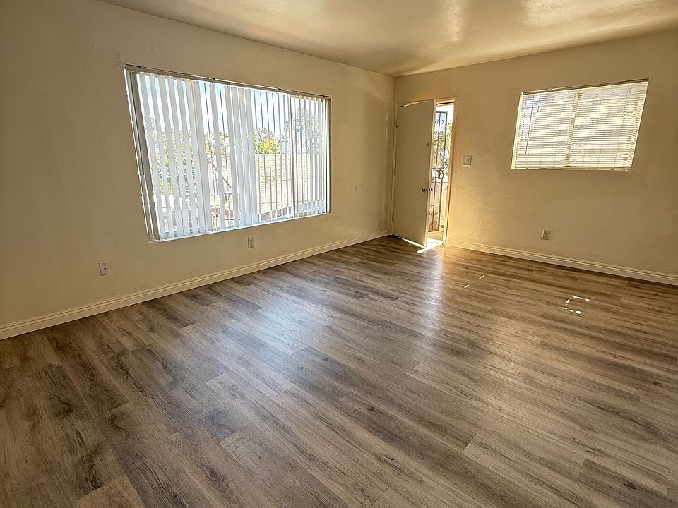1st image of 2930 Newton Ave #2930