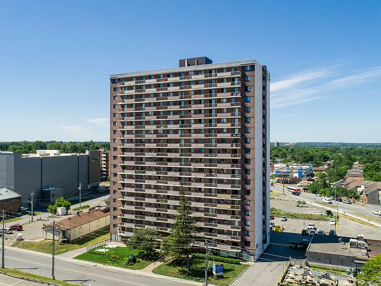 360 Croydon Ave — Photo 2