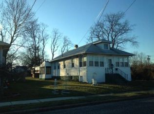 62 N Holly Ave, Maple Shade, NJ 08052