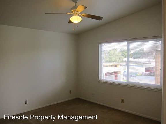 5th image of 629 Laura Dr APT C