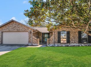 7814 Hill Ridge St, San Antonio, TX 78250