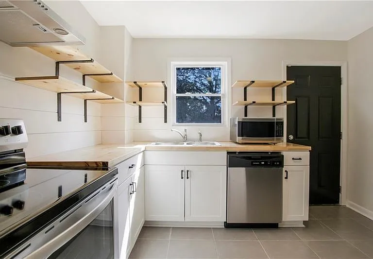 551 Valley Hill Rd SE #A — Photo 9