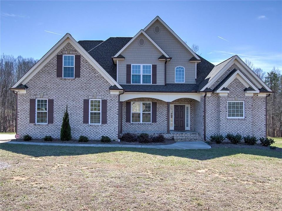 1st image of 2658 Brooke Meadows Dr