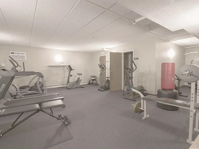 308 Quarry St #202 — Photo 15