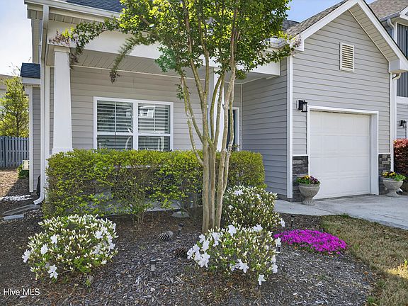 3rd image of 1654 Bratton Court