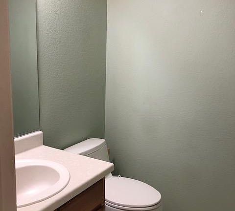 4th image of 1637 Deerwood Dr