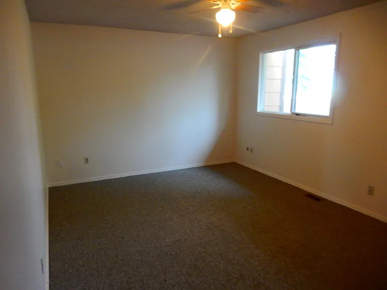 29983 Hilltop Dr #2 — Photo 18