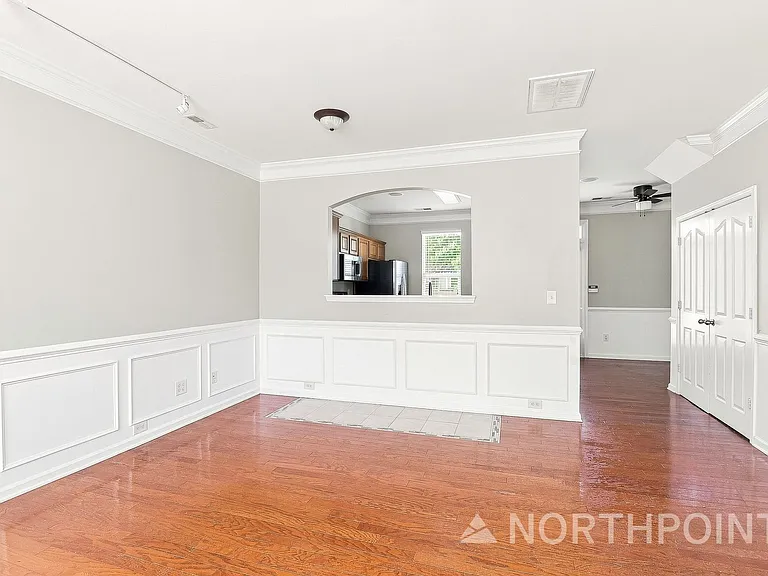 9311 Greenheather Dr — Photo 4