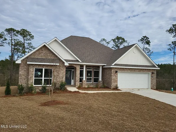 11400 Harrison Ct, Ocean Springs, MS 39564