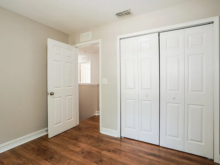 8106 Byrd Landing Ct — Photo 14