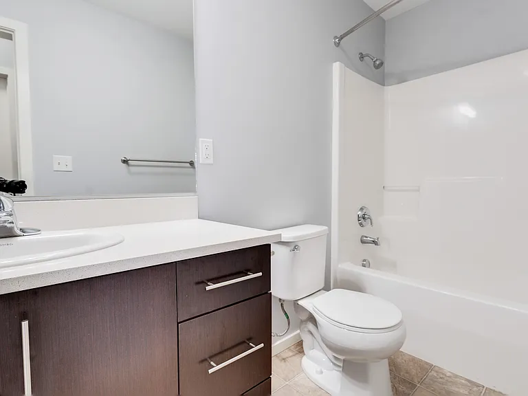 6 Kingsview Rd SE — Photo 14