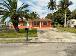 130 SW 5th Ave, South Bay, FL 33493