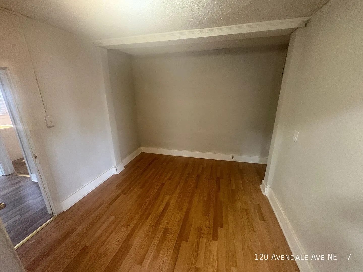 Coming Soon! 1 Bedroom | 1 Bath Home Ne Roanoke — Photo 3