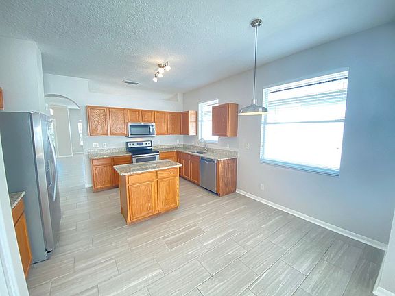 2nd image of 1737 Lalique Ln