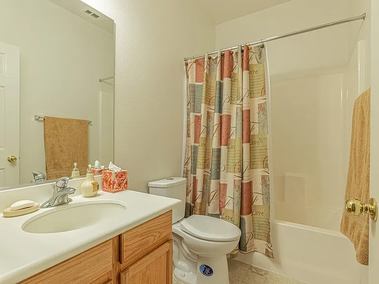 5549 Las Brisas Ter — Photo 3
