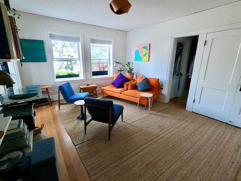 Front room from entry