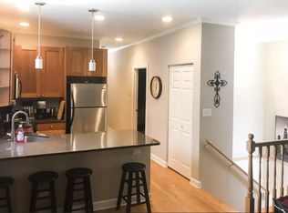 850 W Buckingham Pl #1Z, Chicago, IL 60657
