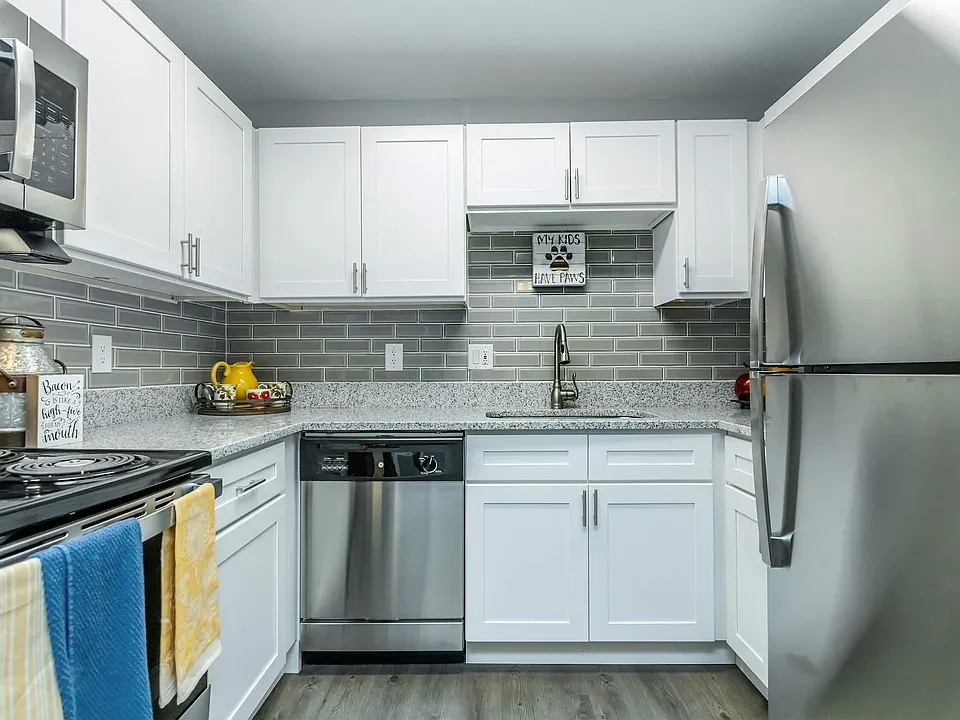 Brighton Valley Apts