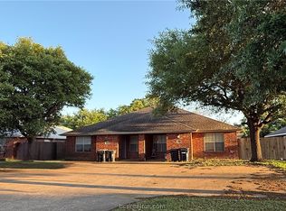 2034 Legacy Ln, College Station, TX 77840
