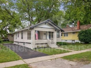 3307 Center St, Des Moines, IA 50312