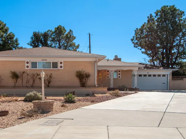 2524 Cutler Ct NE, Albuquerque, NM 87106