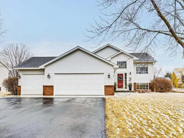 221 Alva St, Waconia, MN 55387