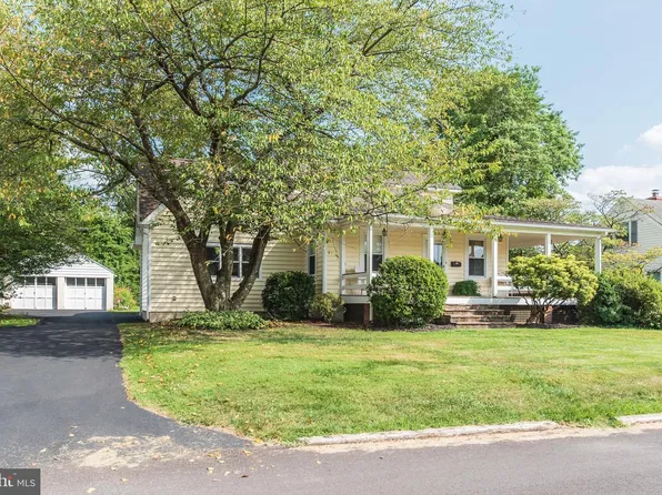 613 Debaugh Ave, Baltimore, MD 21204