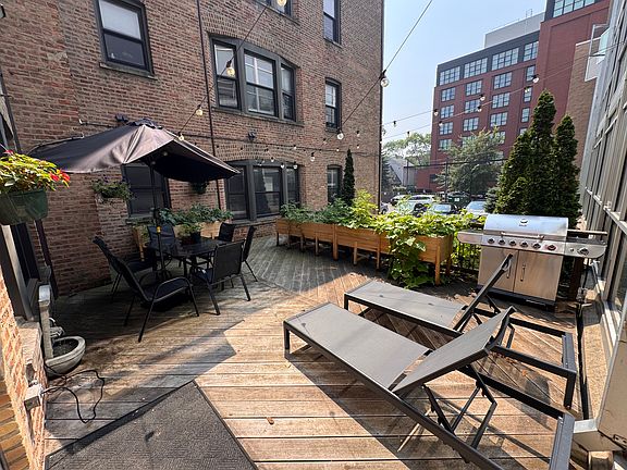 3rd image of 5300 S Blackstone Ave #5310-2