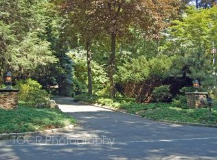 224 E Saddle River Rd, Saddle River, NJ 07458