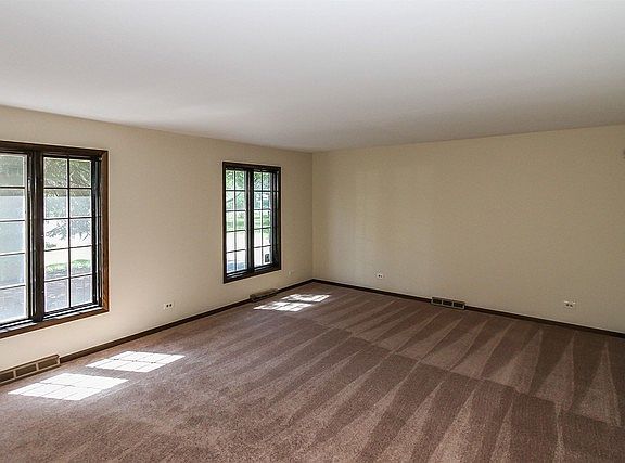 2nd image of 26617 S Greenwood Ave