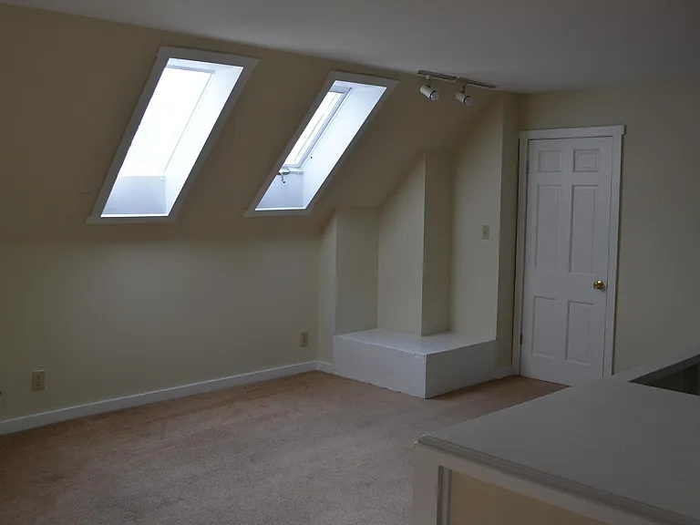 1353 Highland St #D — Photo 4