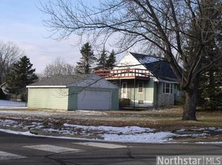 620 Cartway Rd, Champlin, MN 55316