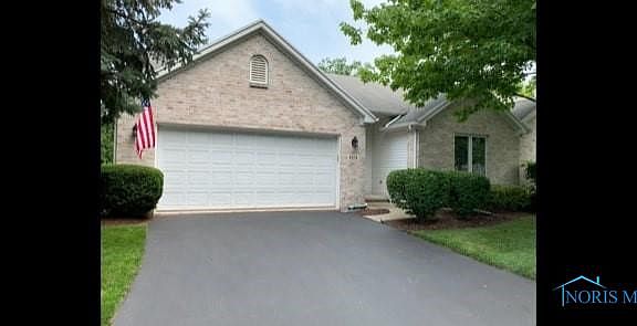 2nd image of 4218 Talmadge Woods