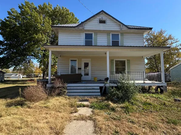 411 N Johnson St, Corydon, IA 50060