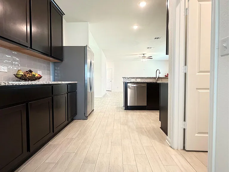 1104 Whippletree Trl — Photo 16