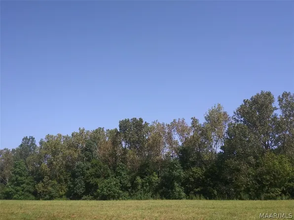 1 Dozier Rd, Wetumpka, AL 36093