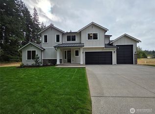 10142 Royal Valley Rd NE, Poulsbo, WA 98370