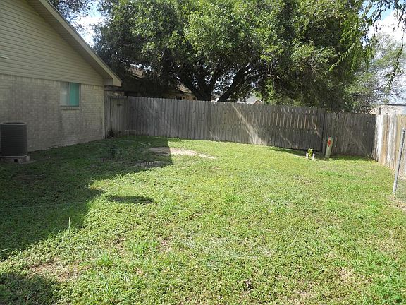 5th image of 125 E Dominion Dr APT D