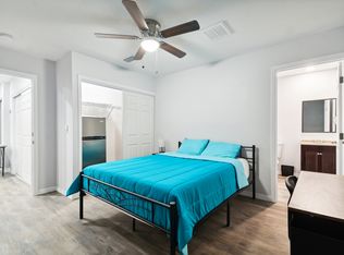1051 Dogwood Dr ROOM 5, Dunedin, FL 34698