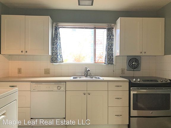 4th image of 7417 Sunnyside Ave N Unit 2