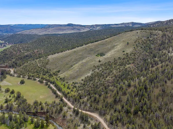 Trout Creek Rd, Ashwood, OR 97711