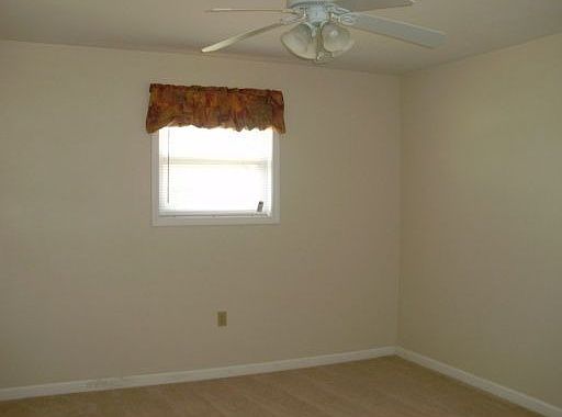 4th image of 71 Jones Dr