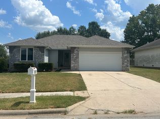 5412 S Stonegate Ave, Springfield, MO 65810