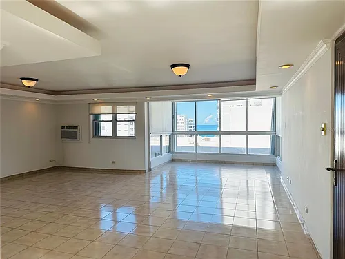 81 Kings Ct #10A Photo 1
